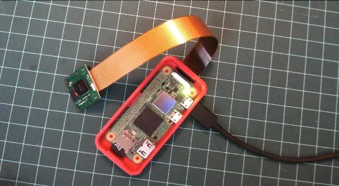 图 21: Raspi-Zero 安装摄像头