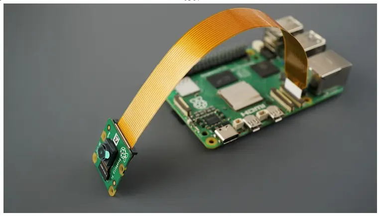 图 22: Raspi-5 安装摄像头